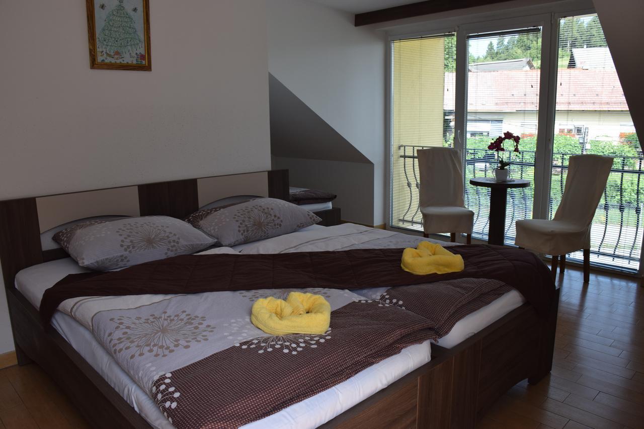 Hostel Novak Novo Mesto Eksteriør bilde